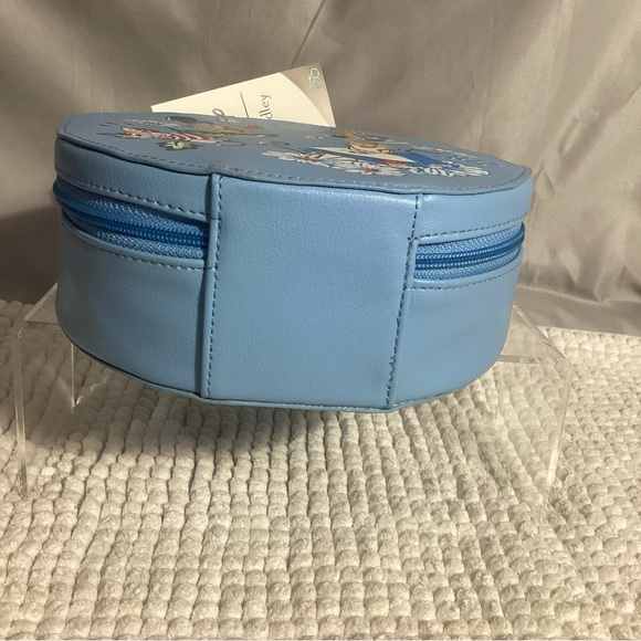 Vera Bradley Disney 100 Alice in Wonderland Round Zippered Cosmetic Case Bag NEW - Picture 7 of 11